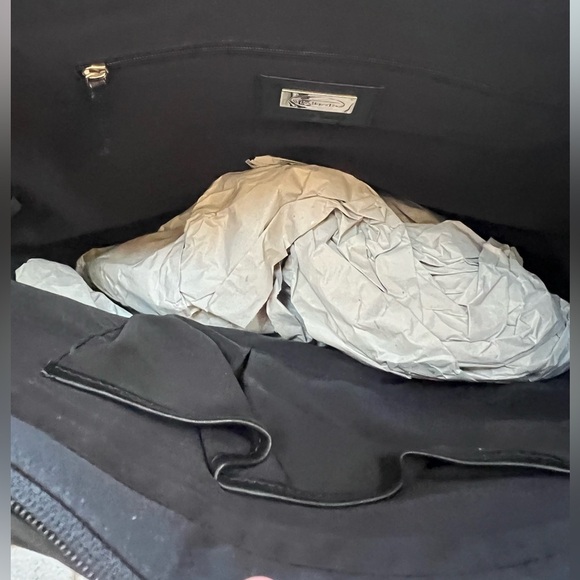 NWT Talbots Genuine Leather Black Zip Top Shoulder Purse Tote - Picture 9 of 11